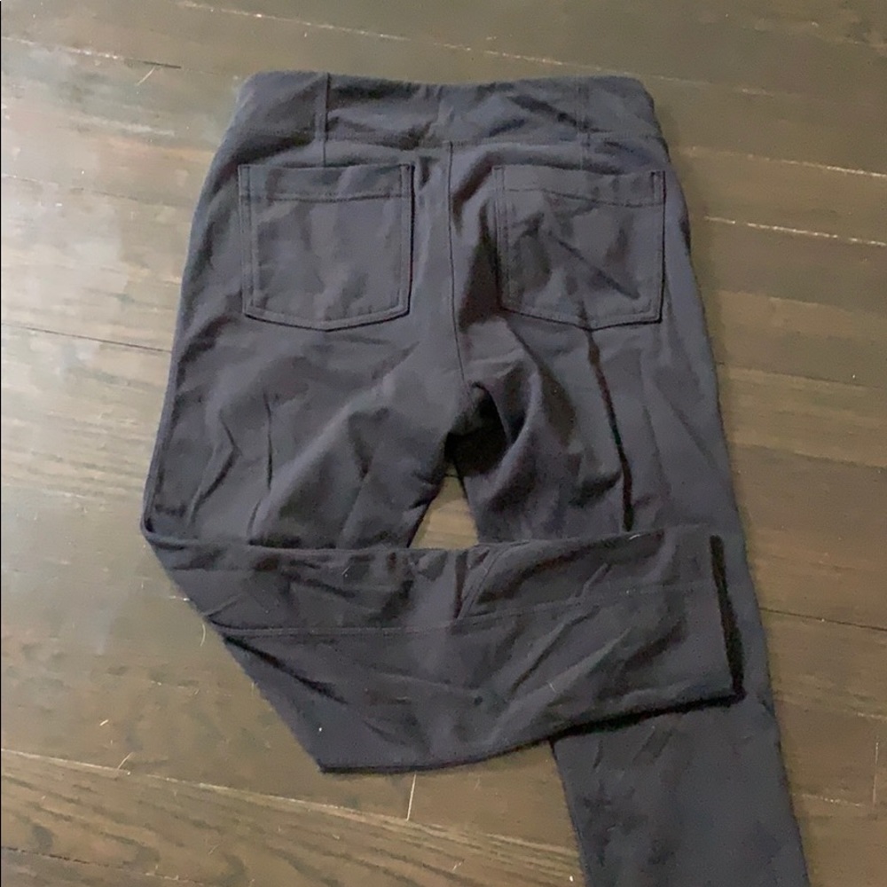 Athleta Legging with Pockets